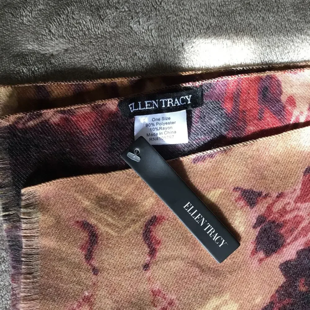 Ellen Tracy Style Scarf NWT